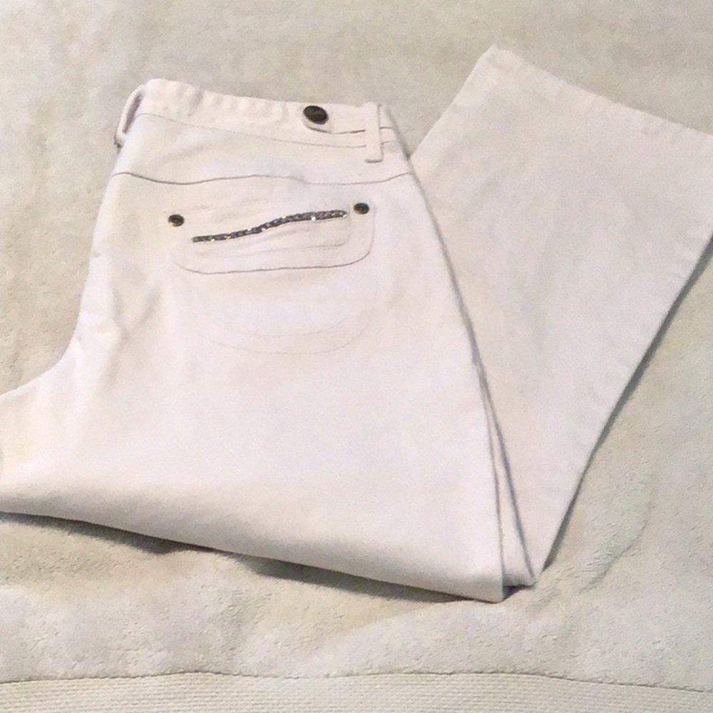 Cache Jeans - Picture 4 of 5